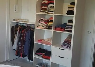 Dressing sur mesure à Lézigneux